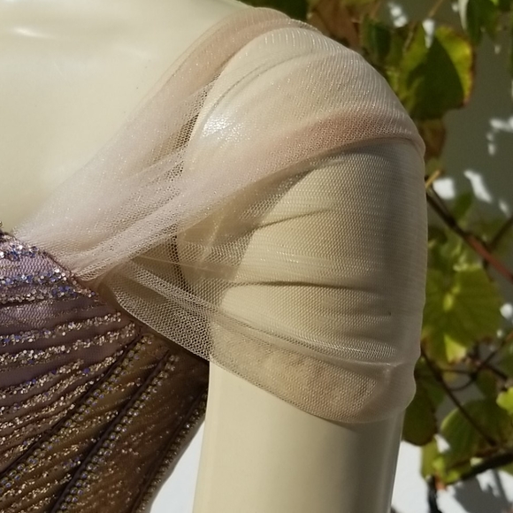 Hermz bridal dress sz S used once only - Picture 5 of 11